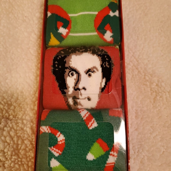 Elf  Christmas crew socks,  3 pack,  fits shoe sizes 8-12. New in box - Picture 6 of 6